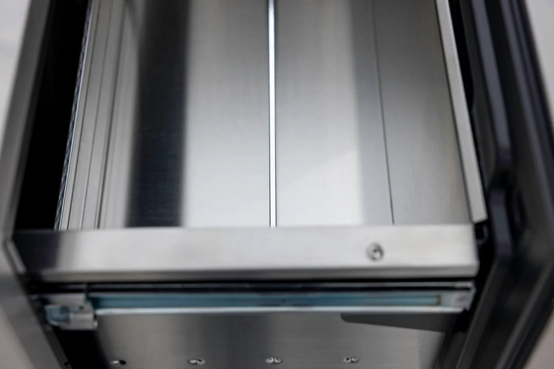 Load image into Gallery viewer, Blaze Double Drawer 5.1 Cu. Ft. Refrigerator