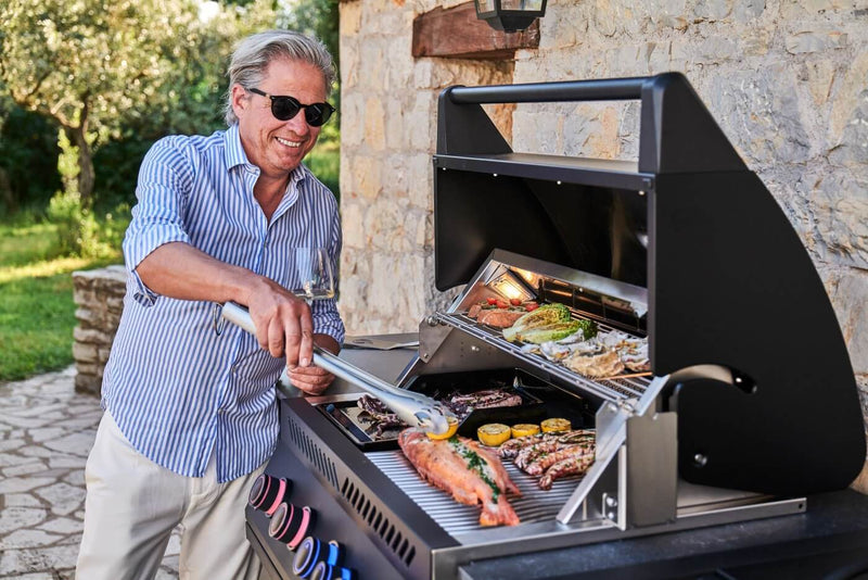 Load image into Gallery viewer, OASIS® 301 Outdoor Kitchen, Built-in 700 Series 32