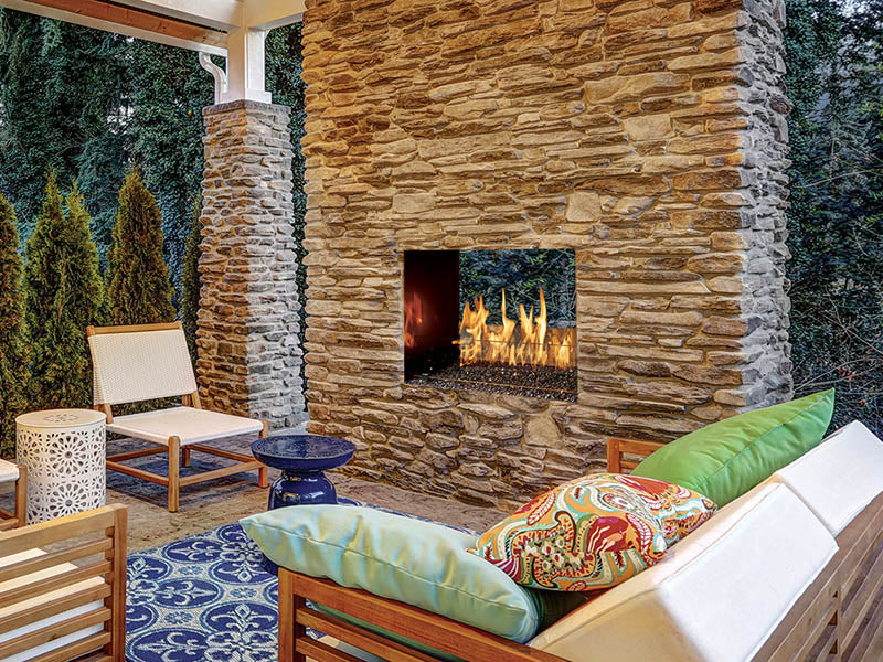Load image into Gallery viewer, 4024 Linear See-Thru Outdoor Gas Fireplace
