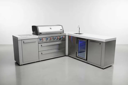Mont Alpi 805 Island with a 90 Degree Corner and Beverage Center