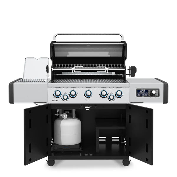 Load image into Gallery viewer, Broil King Barbecues, Broil King Barbecues Mississauga, Broil King Barbecues Toronto fireplace mississauga.
