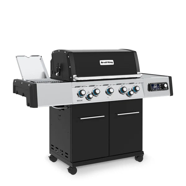Load image into Gallery viewer, Broil King Barbecues, Broil King Barbecues Mississauga, Broil King Barbecues Toronto fireplace mississauga.
